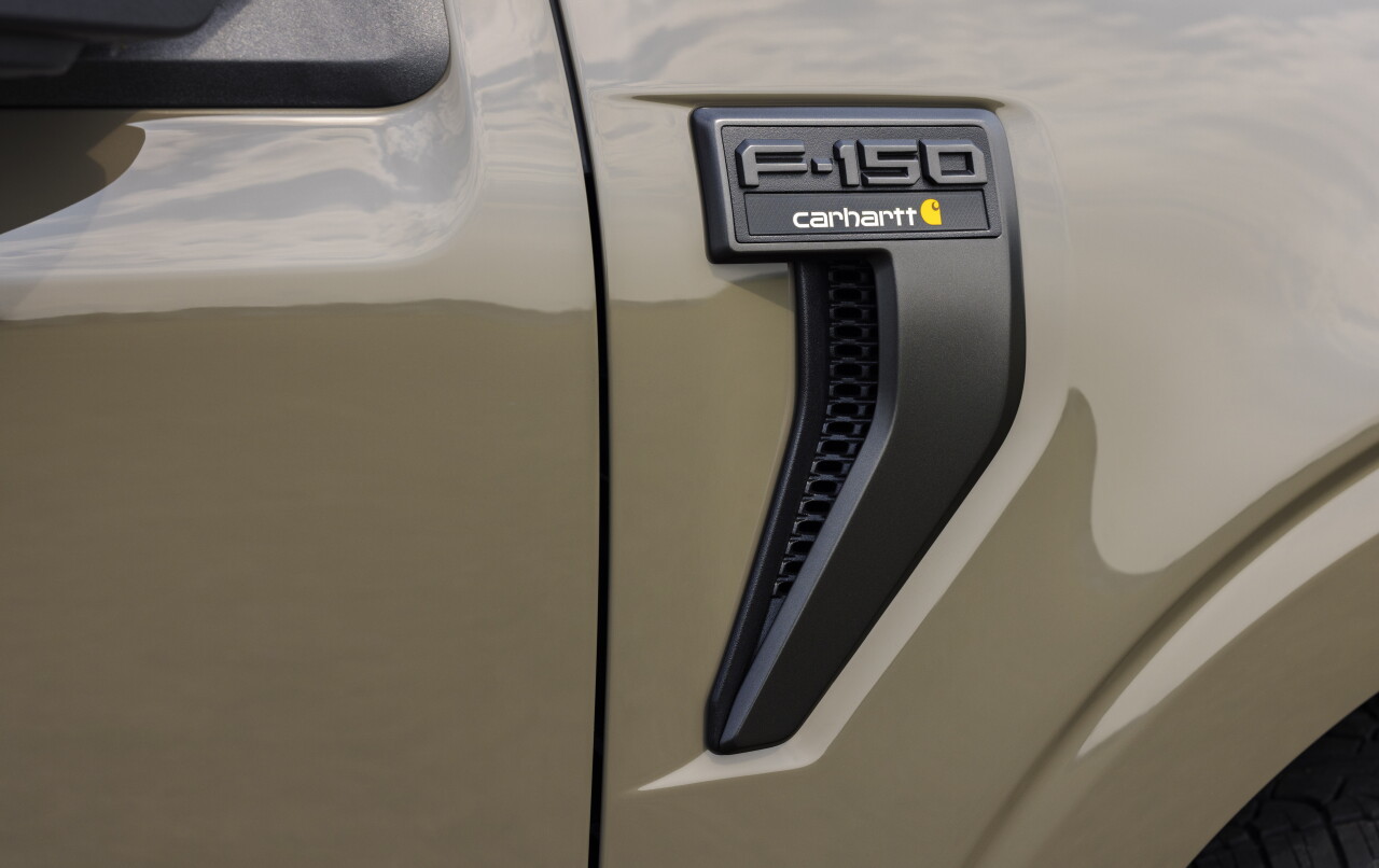 2027 Ford F-150 Carhartt_10.jpg