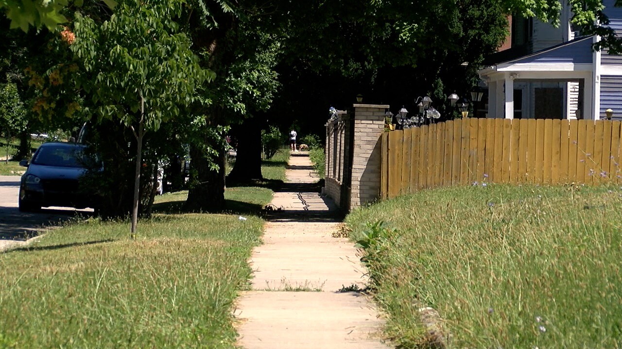 carrollton avenue sidewalk.jpg