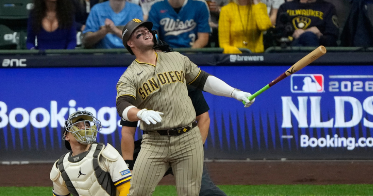 Brewers edge Padres 3-2 in NLDS opener that features bizarre play in 9th inning