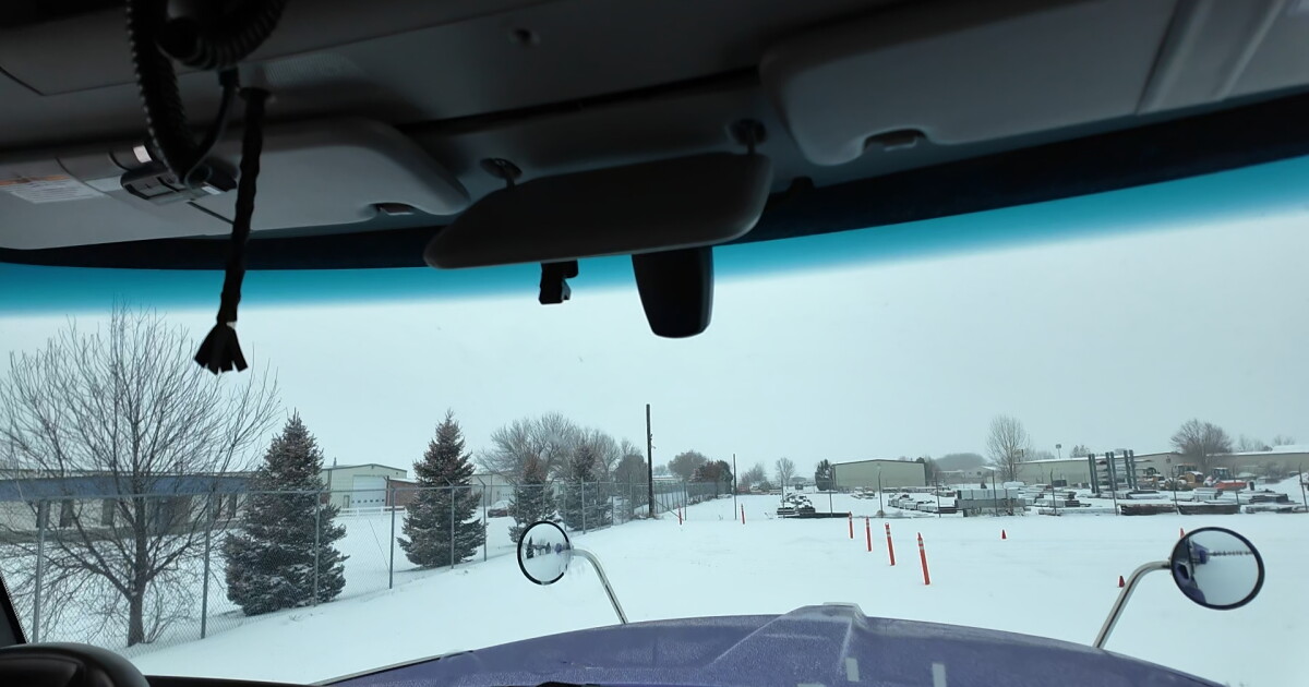 Truck driver offers tips for safe driving on Billings snow-covered roads - Vimarsana News