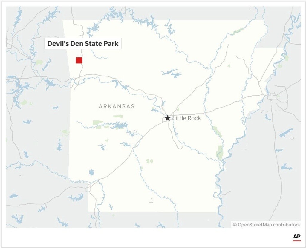 The map above locates Devil's Den State Park in Arkansas.