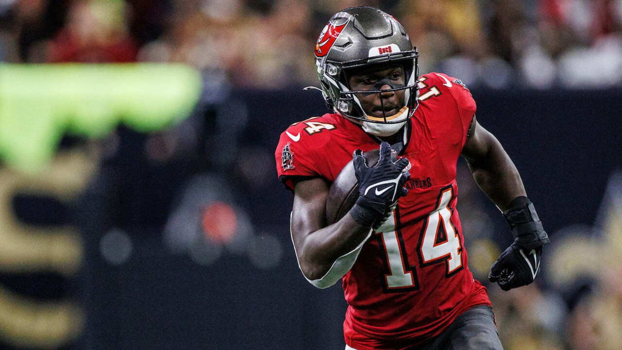 Godwin Mbata Tampa Bay Buccaneers re-sign WR Chris Godwin, agree to deal with Haason ...