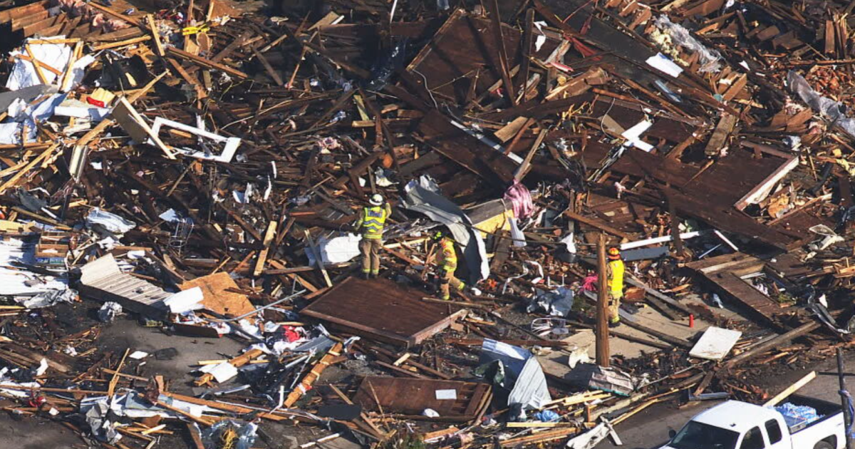 Workers at KY candle company file lawsuit against employer