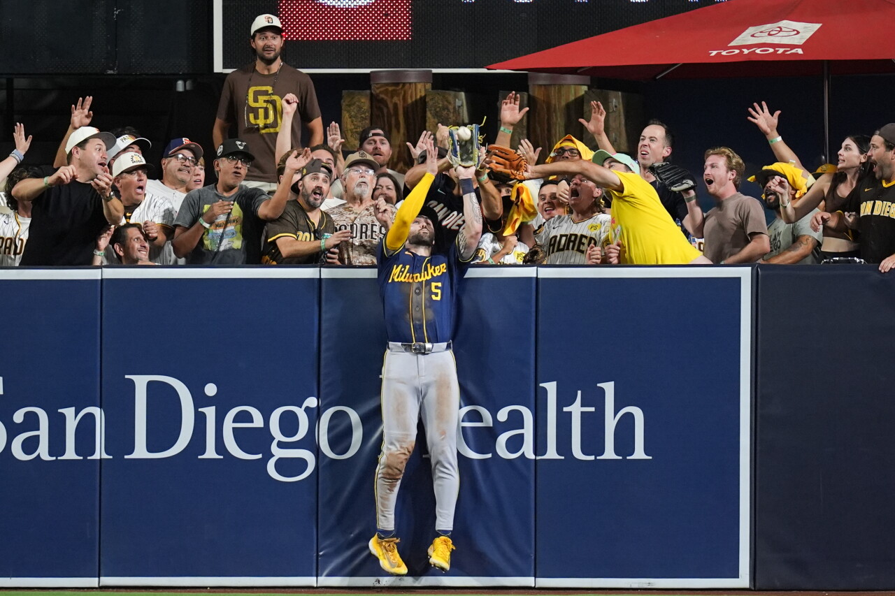 APTOPIX NLDS Brewers Padres Baseball