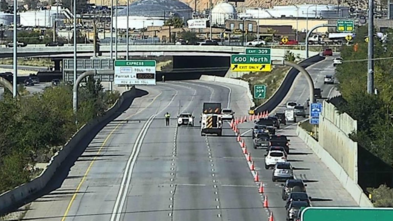 Two hospitalized after three vehicles crash, northbound Interstate 15 closed in Rose Park