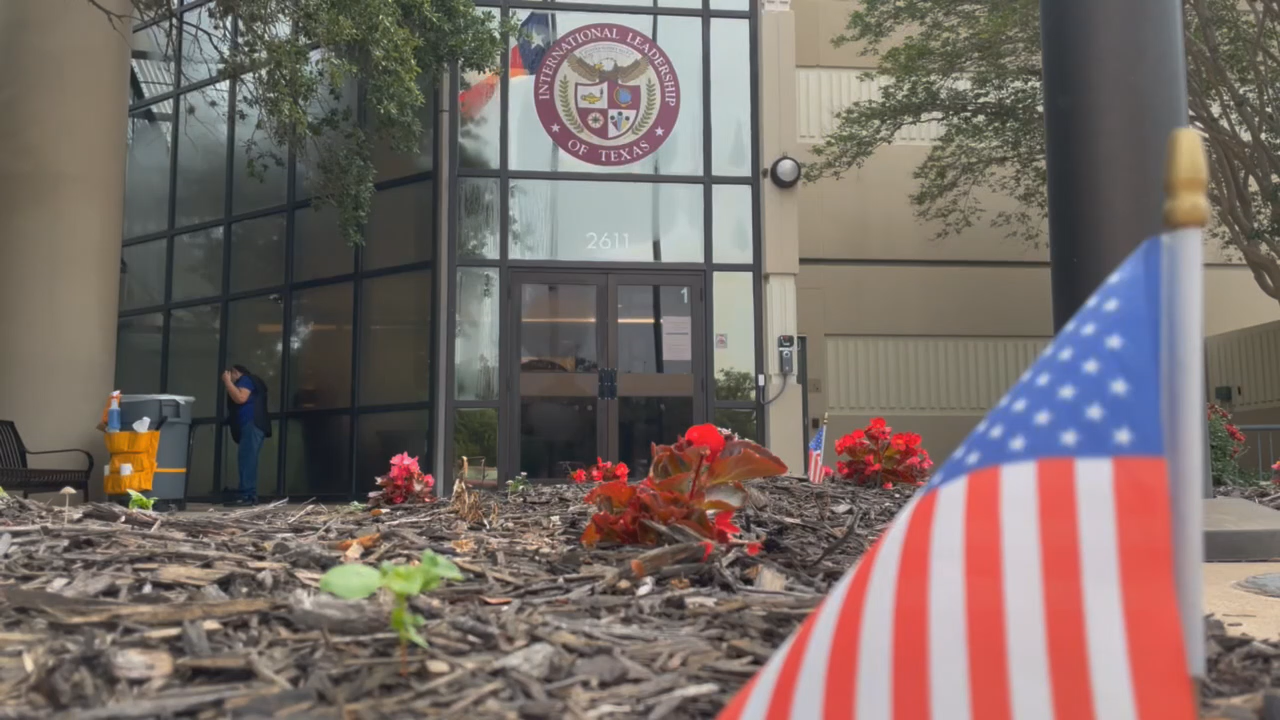 OUTSIDE ILTEXAS AGGIELAND.bmp