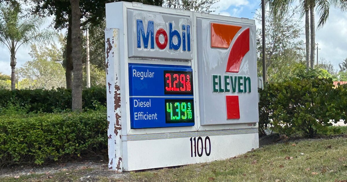 Average cost for gas in Florida rises to $3.24 as oil spikes to its highest price since the summer of 2024