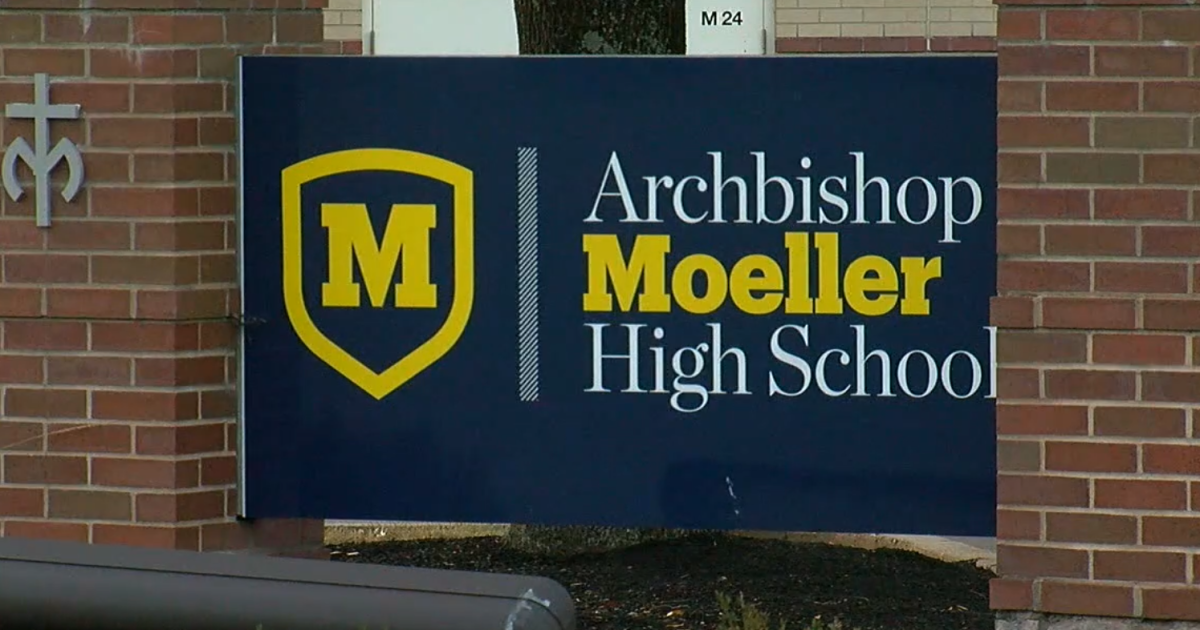 Sheriff: Moeller student arrested for bringing BB gun resembling Glock to school - Vimarsana News