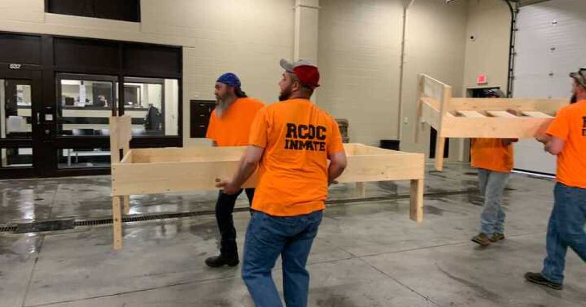 Positively LEX 18 Inmates building better beds, futures