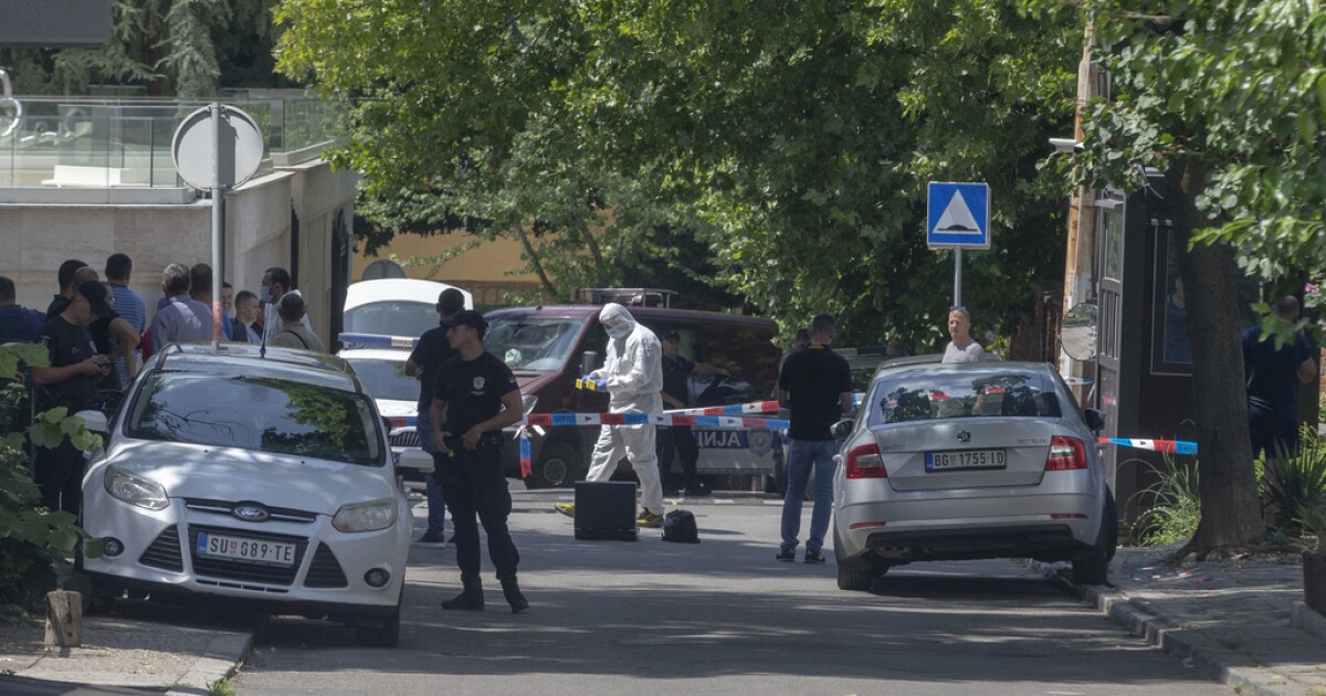 Crossbow attacker wounds police officer guarding Israel's embassy in ...