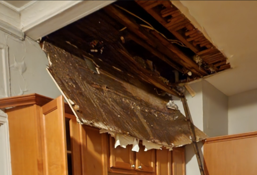 Cleveland tenants coping with no heat, broken pipes, no water service, now ordered to vacate