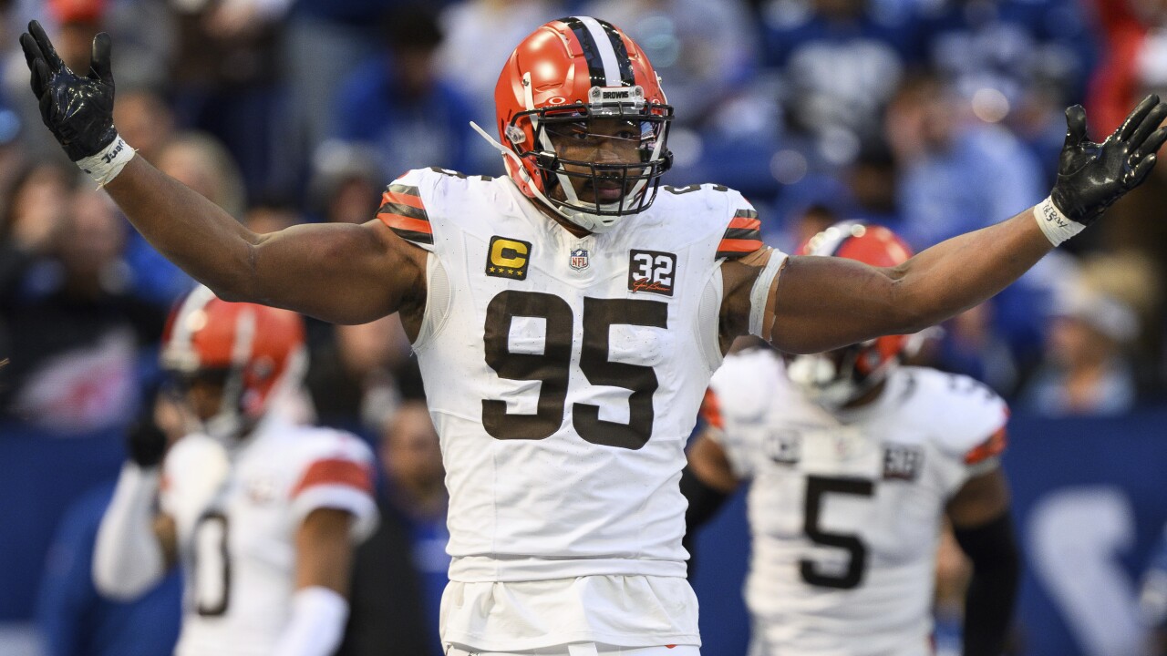 Garrett earns AFC Defensive Player of the Week, Hopkins gets Special Teams award