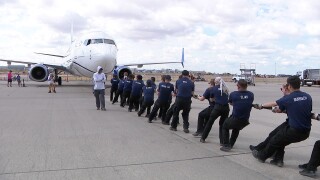 Plane pull