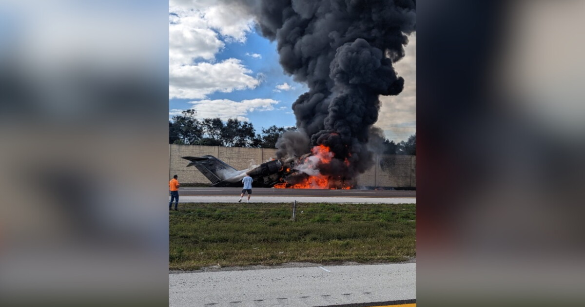 Three survivors, two dead in I-75 plane crash near Naples - Vimarsana News