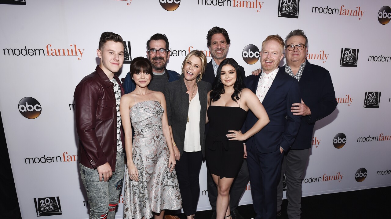How To Choose The Best Modern Family Episodes For Modern Marathon On Channel 13