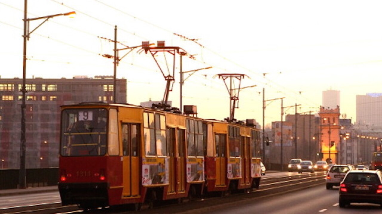 Tram driver helps Polish woman deliver baby