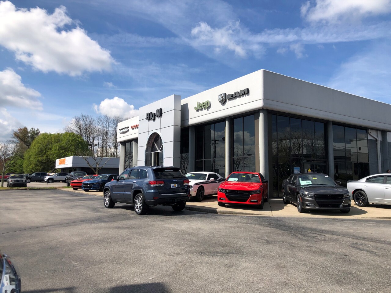 dealership 2.jpg