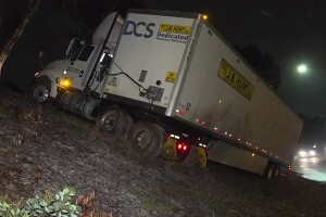 Mountain View big rig crash Nov. 29, 2018