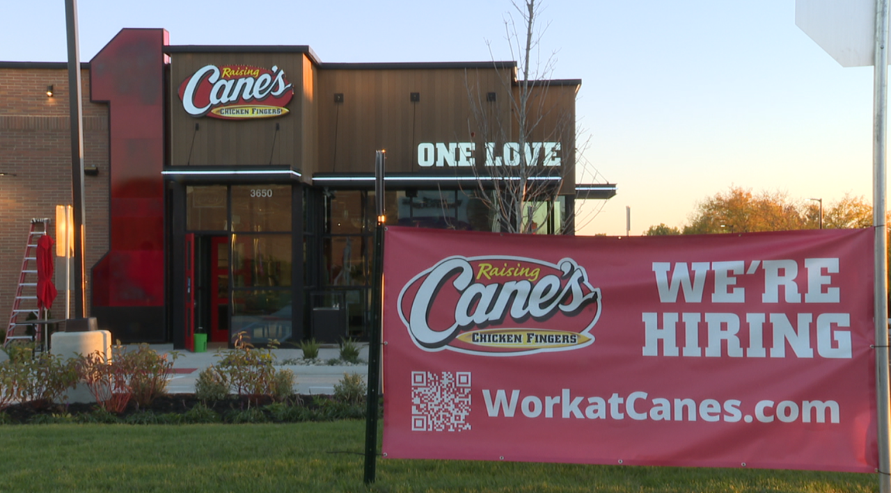 Raising Canes Kentwood