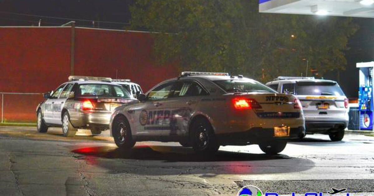 Niagara Falls police investigating armed robbery
