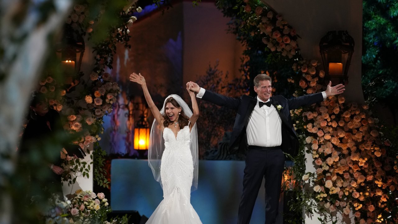 Gerry Turner and Theresa Nist wed during a televised ceremony