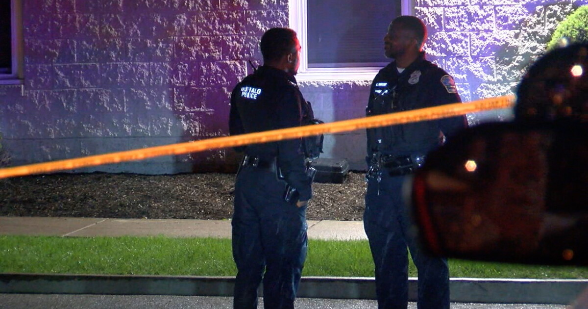 'It's a cycle of violence': Buffalo community responds to shooting of six teens - Vimarsana News