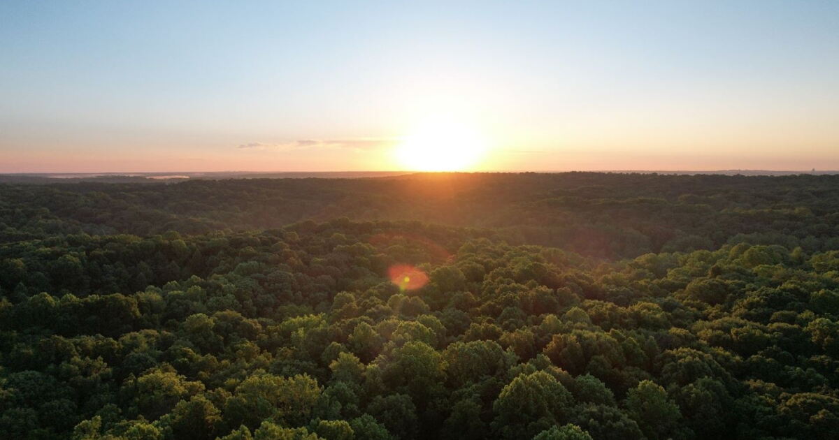 Gov. Holcomb announces new nature preserve in Putnam County - Vimarsana News