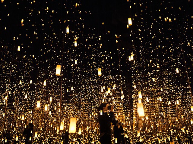 Mentor Art Students Create Their Very Own Infinity Mirrors