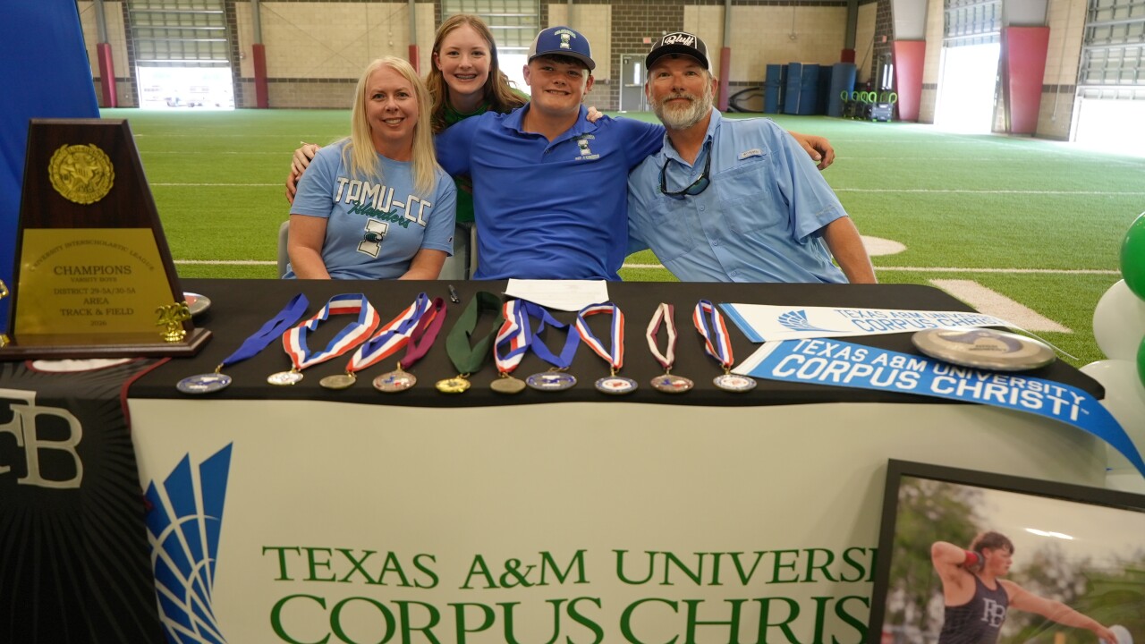 Flour Bluff's Garrett O'Bryan signs with TAMU-Corpus Christi track and field