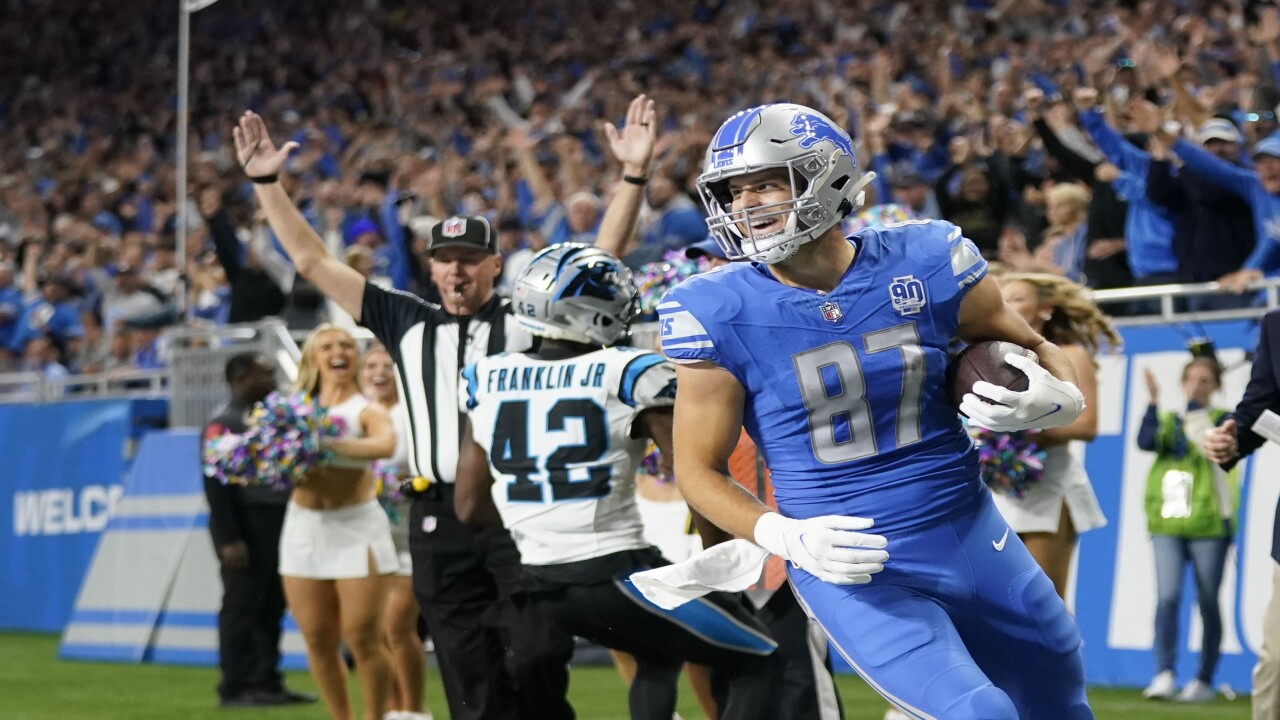 Panthers Lions Football