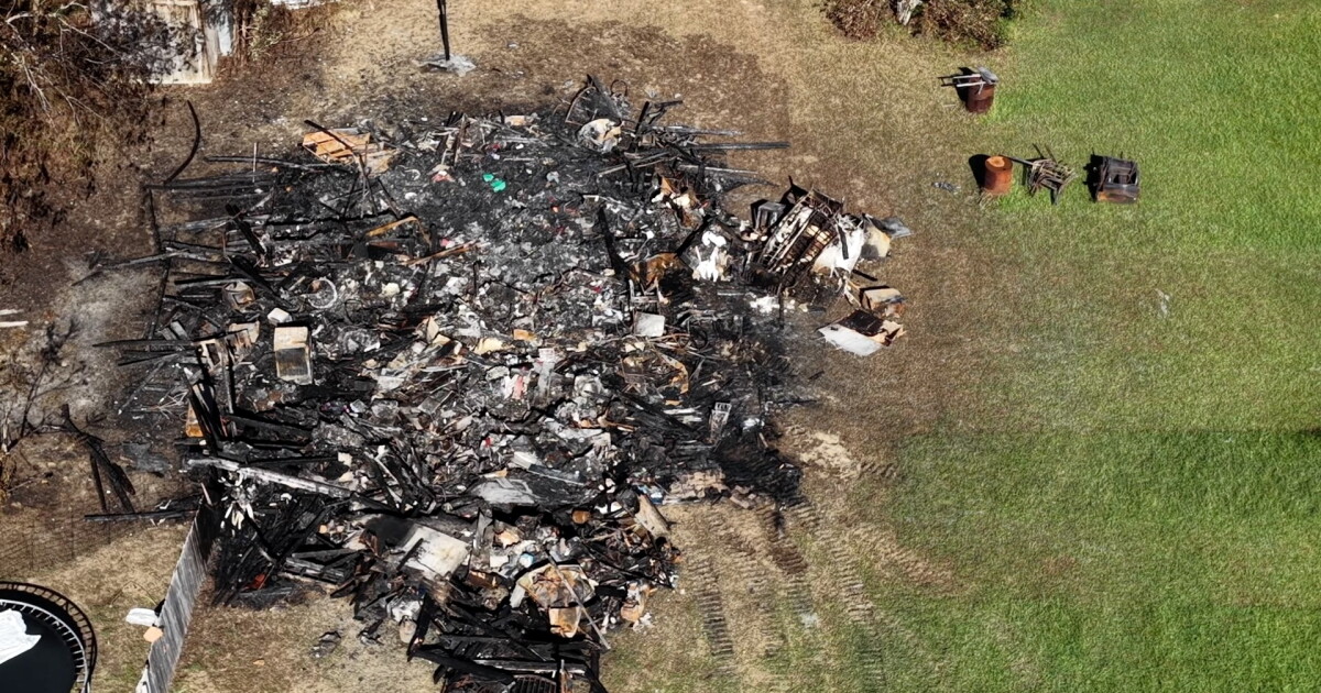 Coverage image for: Family killed after fire destroys apartment in Gloucester: 'Whole garage was just engulfed'