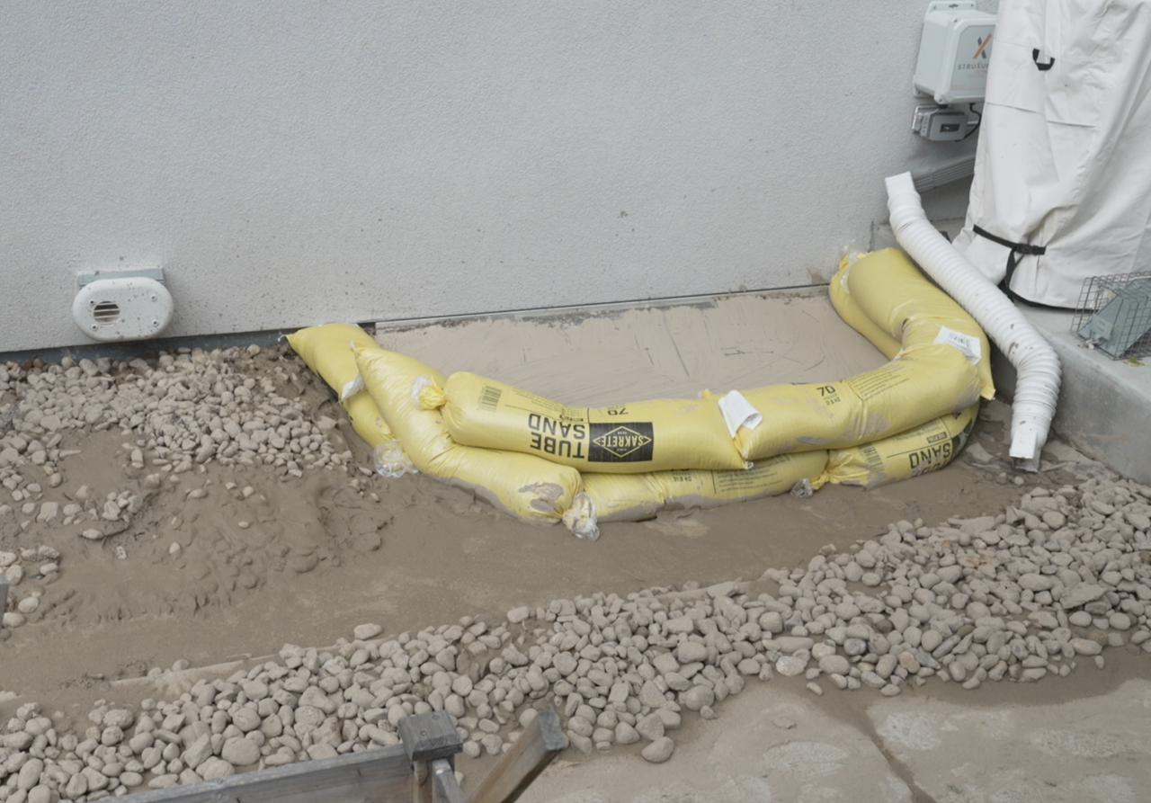 SANDBAGS.png