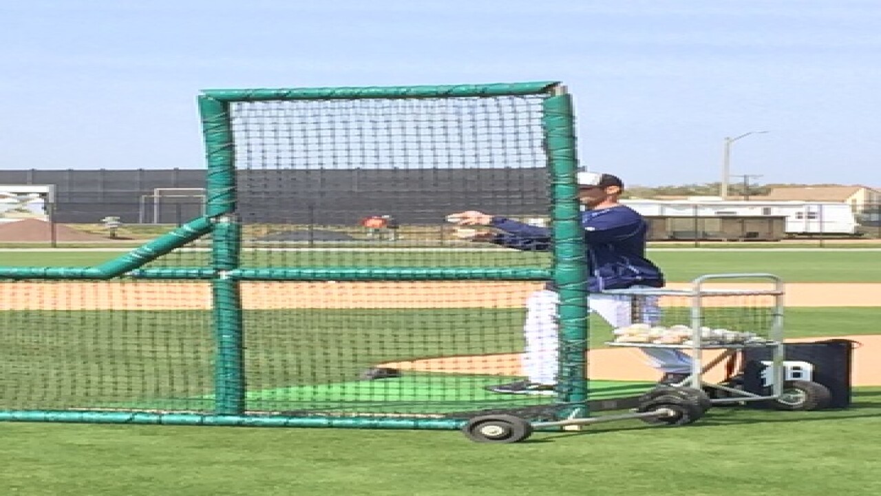 PHOTOS: Tigers begin Spring Training in Lakeland