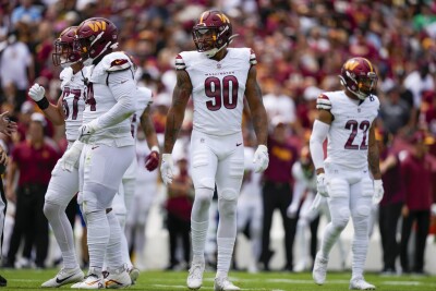 Cardinals Commanders Football