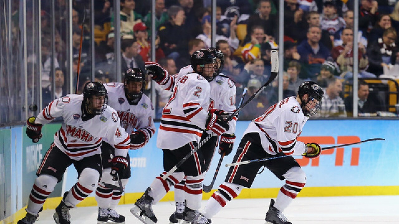Omaha Hockey host "Skate with the Mavs" at Baxter Arena