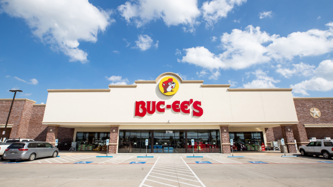 Buc-ee’s gas station chain plans to open its first Indiana location in Greenwood