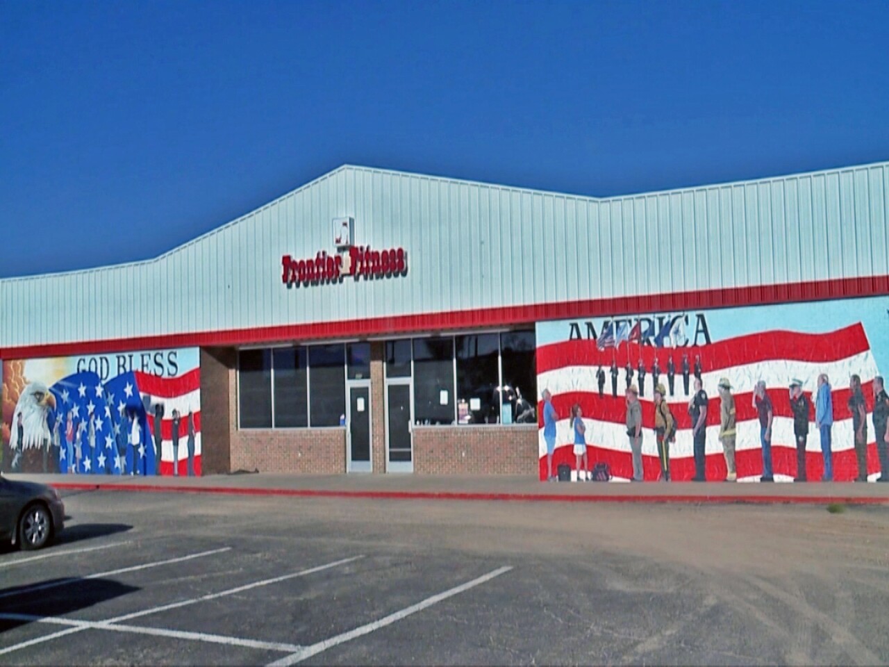 Benson Arizona Mural Doug Quarles Gateway to Cochise County 6.jpg