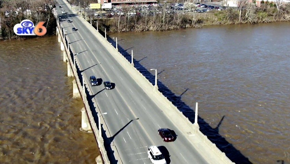 Mayo Bridge Richmond 03.jpg