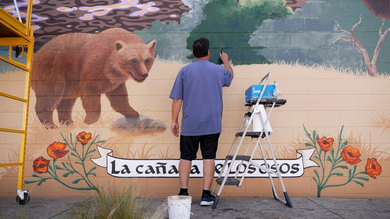 LOS OSOS MURAL.jpg
