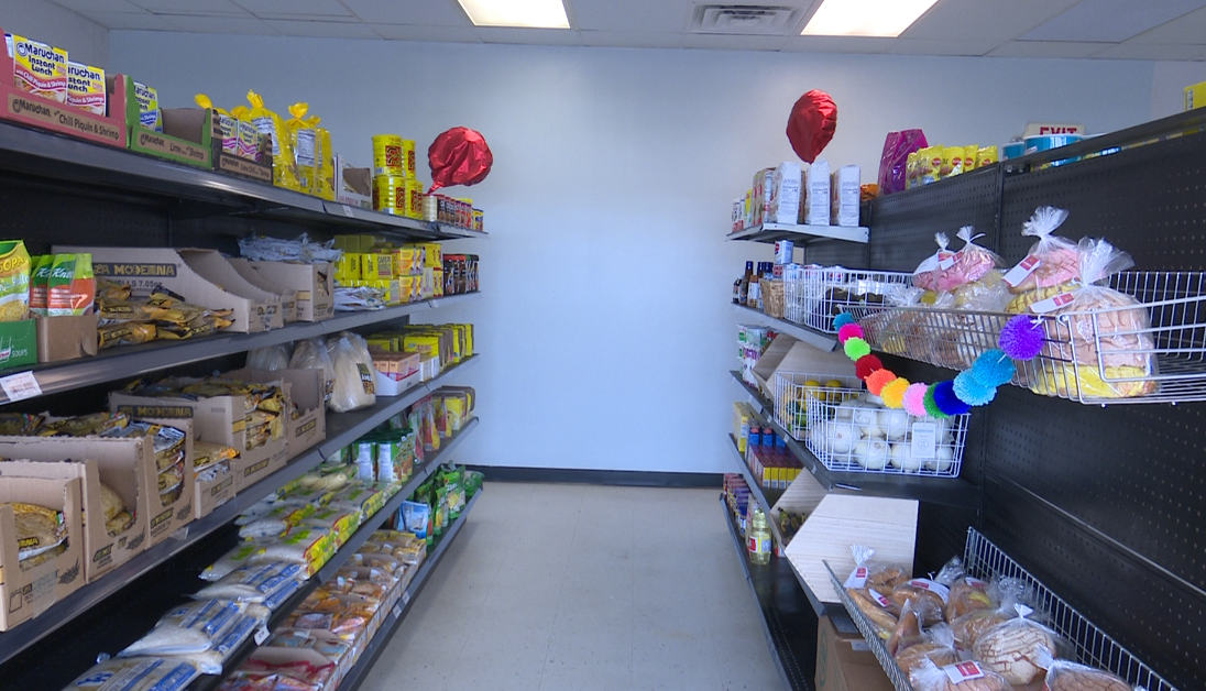 First Hispanic grocery store in Marinette opens