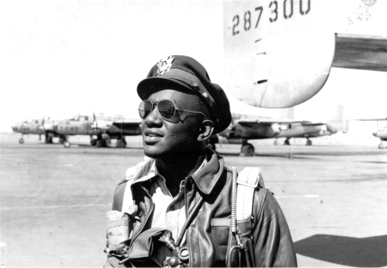MOSLEY IN AIR FORCE UNIFORM.jpg