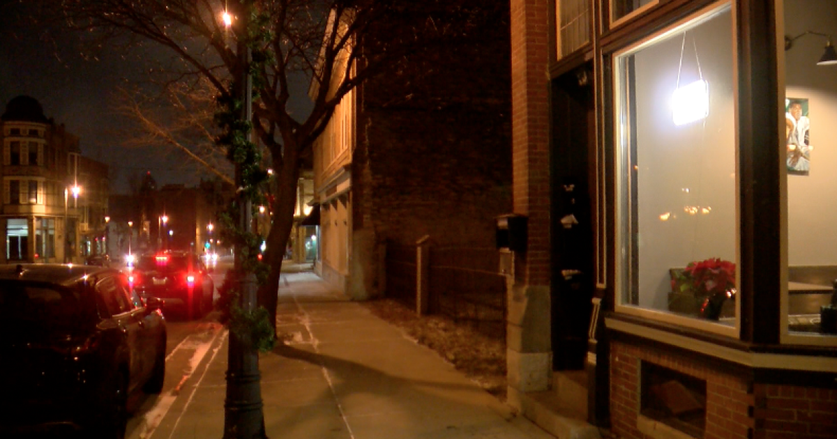 Der King Drive Business Improvement District wirbt vor den Feiertagen für lokale Geschäfte Der King Drive Business Improvement District wirbt vor den Feiertagen für lokale Geschäfte