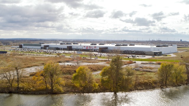 tesla-plant.jpg