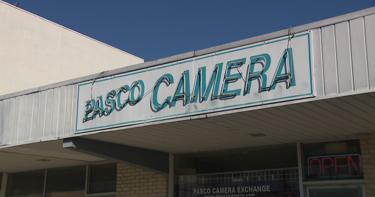 Pasco Camera Exchange has operated on Main Street for nearly 30 years - Vimarsana News