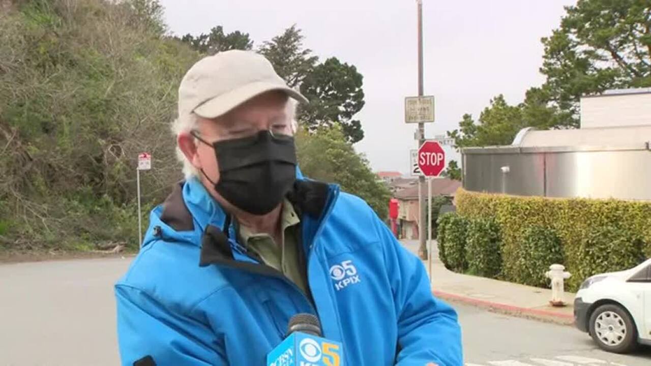 San Francisco journalist robbed of camera at gunpoint while reporting
