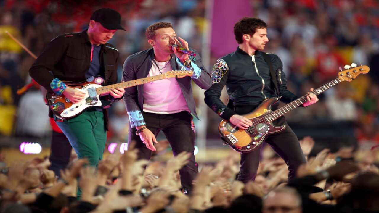 PICS: Coldplay, Beyonc and Bruno at halftime