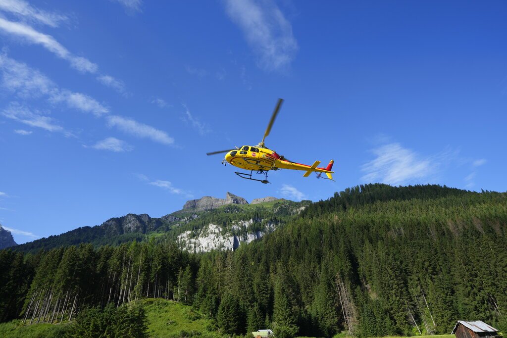 Italy Glacier Hikers Killed