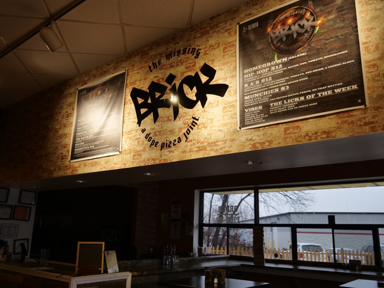 missing brick dope pizza.jpg