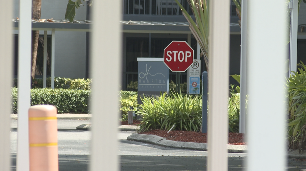 Senior residents face staggering heat inside Clearwater apartments for over 2 weeks with no AC