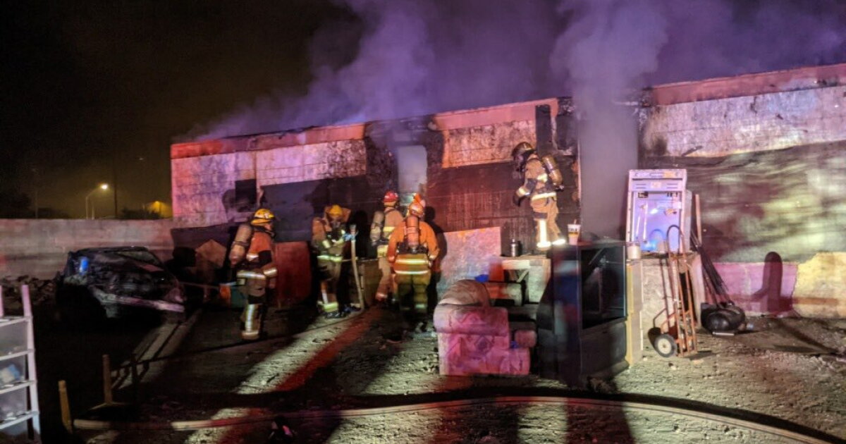 TFD crews battle south side structure fire